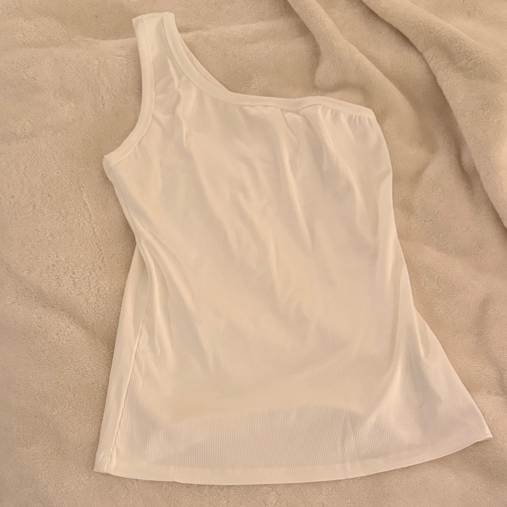 One Shoulder Ribbed Tank Top - Picture 2 of 2